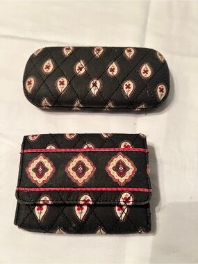 Quilted Black Floral Pattern Women's Wallet and Eyeglass Case Set